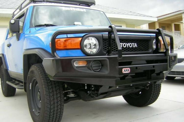 ARB 3420210 Toyota FJ Cruiser 2007-2014 Deluxe Front Bumper Winch Ready with Grille Guard, Black Powder Coat Finish-BumperStock