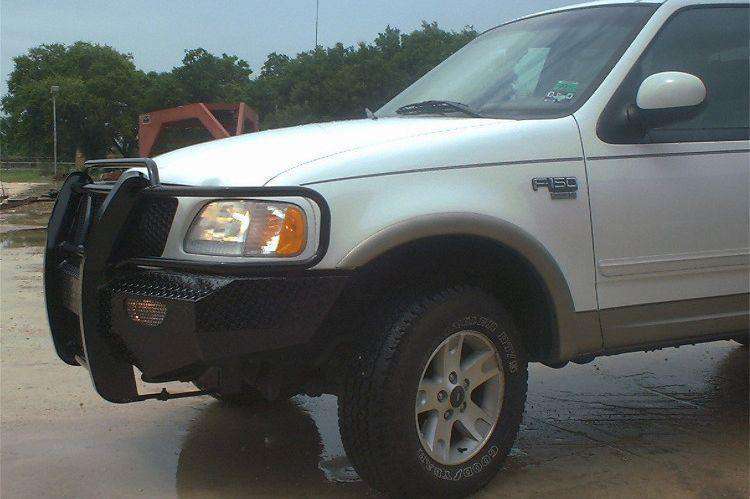 Frontier 300-59-9005 Ford Expedition 1999-2003 Front Bumper-BumperStock