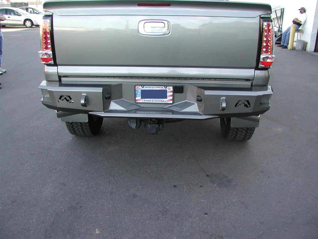 Fab Fours CH99-W1250-1 Chevy Silverado 2500/3500 HD 1999-2007 Premium Non-Sensor Rear Bumper - BumperStock