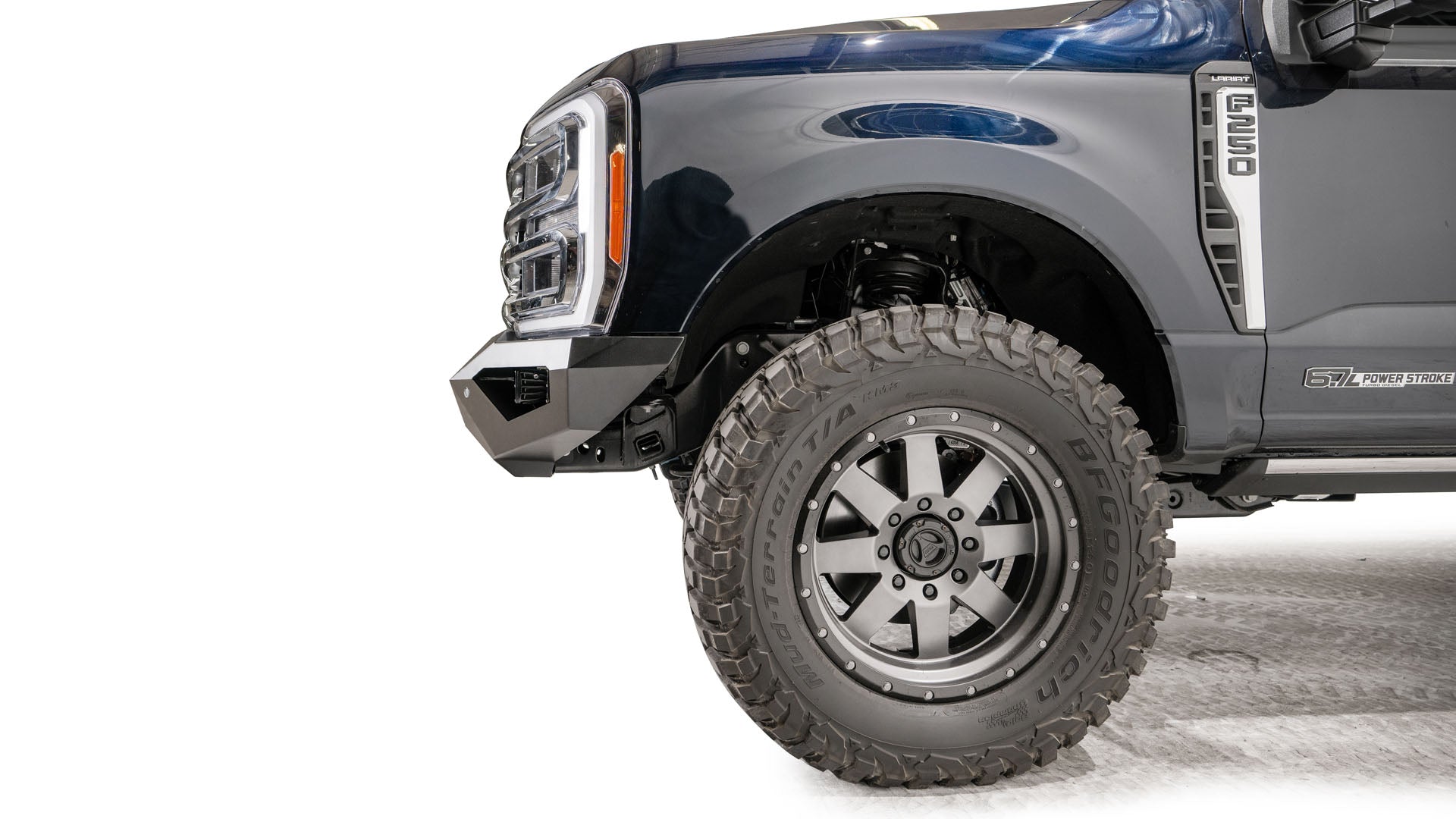 Fab Fours FS23-V5951-1 Ford F250/F350 Superduty 2023-2025 Vengeance Front Bumper No Guard