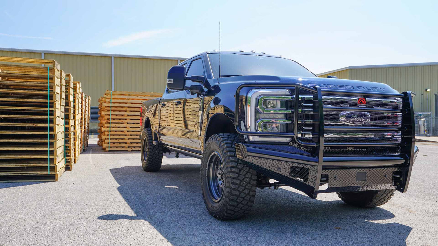 Fab Fours FS23-S5960-1 Ford F250/F350 Super Duty 2023-2025 Black Steel Front Bumper Full Guard - BumperStock