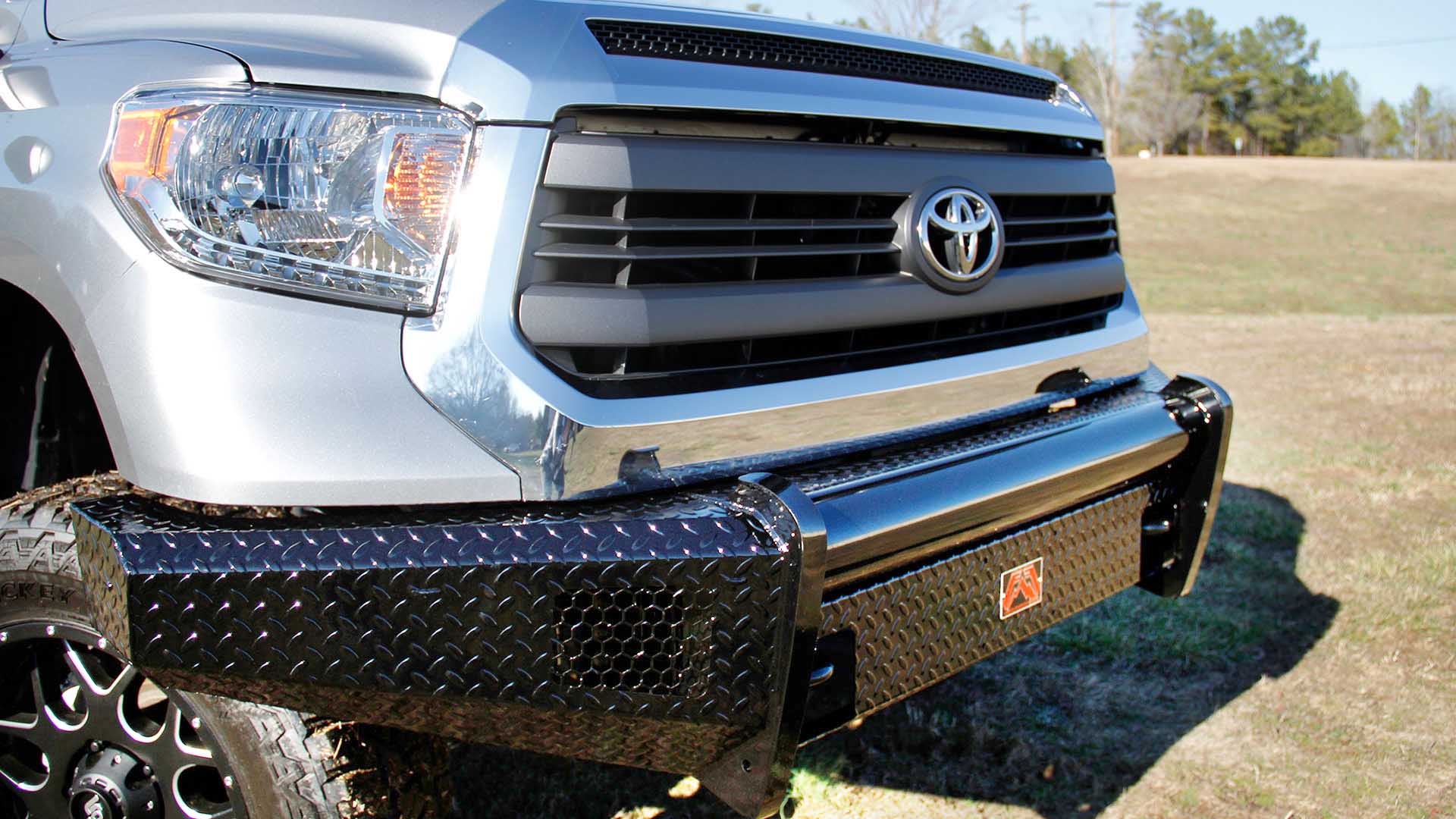 Fab Fours TT07-K1861-1 Toyota Tundra 2007-2013 Black Steel Front Bumper No Guard - BumperStock