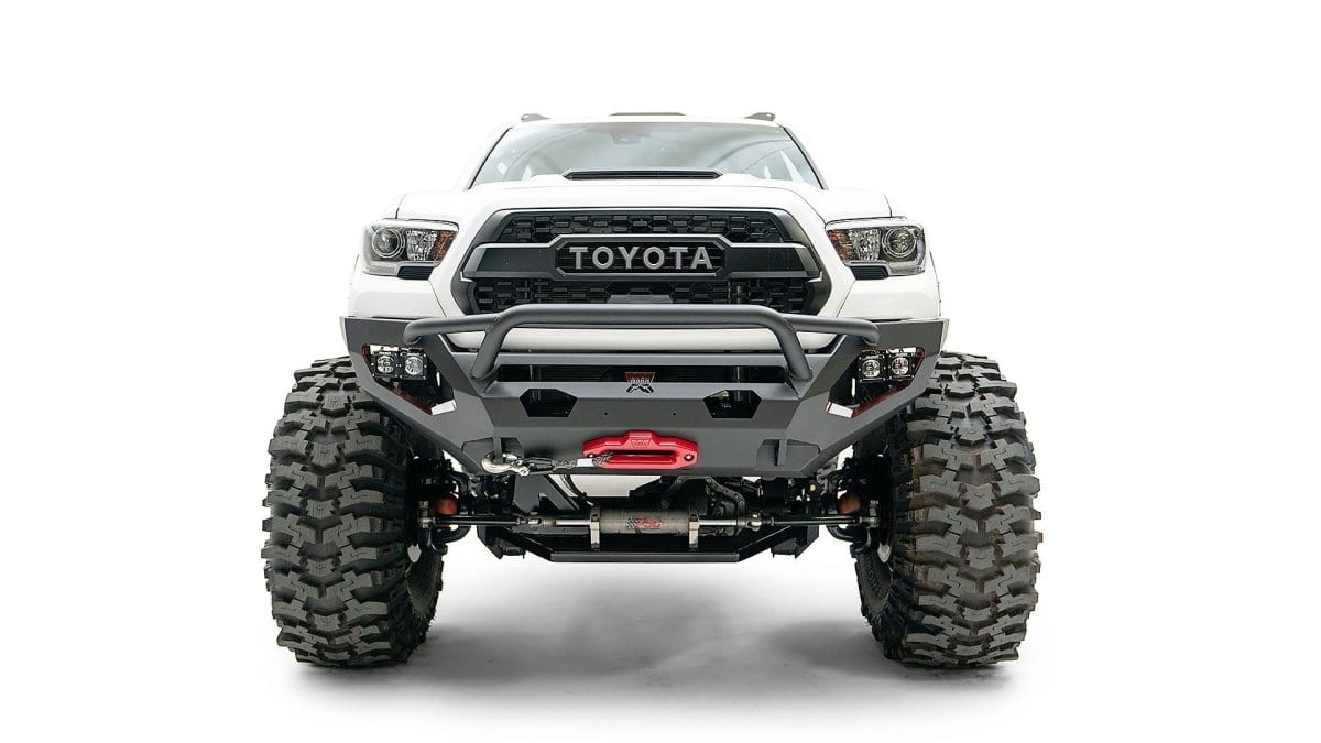 Fab Fours TT16-X3652-1 Toyota Tacoma 2016-2022 Matrix Front Bumper Winch  Ready Low Pre-Runner Guard