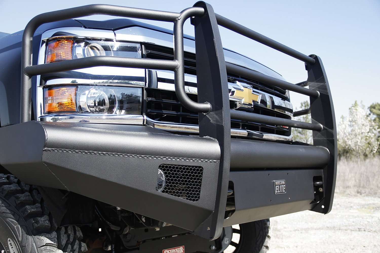 Fab Fours CH08-Q2060-1 2007.5-2010 Chevy Silverado 2500/3500 HD Black Steel  Elite Front Bumper Full Guard