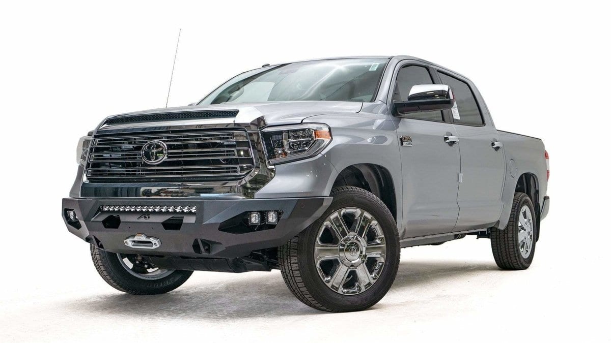 Tundra　1枚 Fab Fours TT14-X3851-1 2014-2021 Toyota Tundra Front Bumper